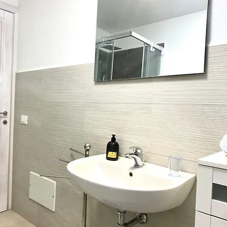 Appartamento House 22th B *